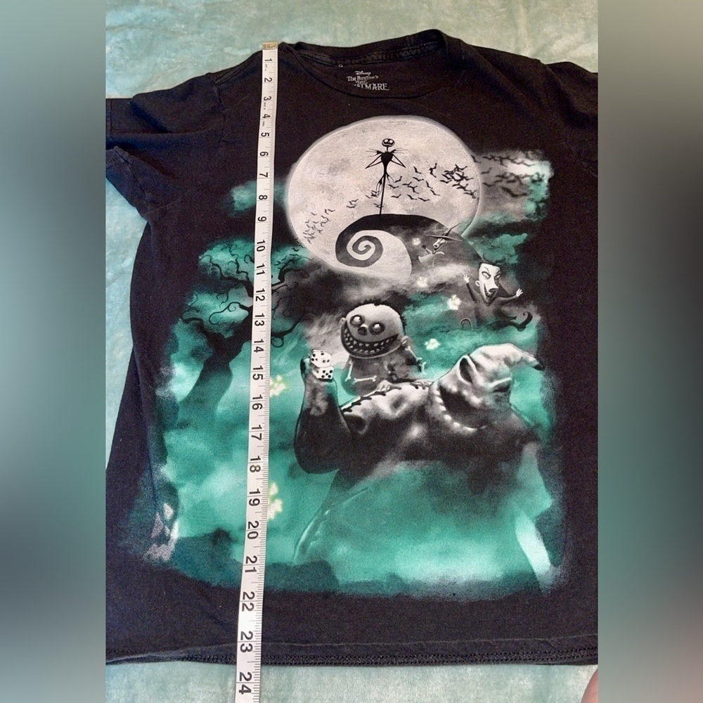 Disney’s Tim Burton Nightmare Before Christmas Graphic Tee Small, 100% Cotton - Picture 5 of 6